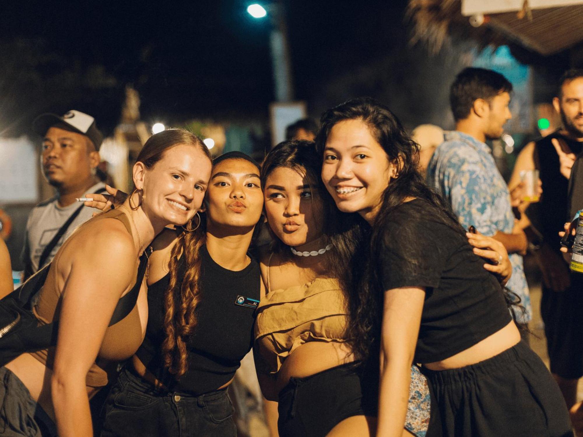 Mad Monkey Hostel Siargao (Adults Only) General Luna  Exteriér fotografie